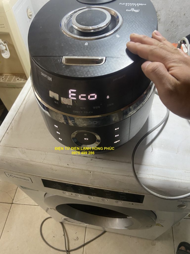 nồi cơm cuckoo báo lỗi eco