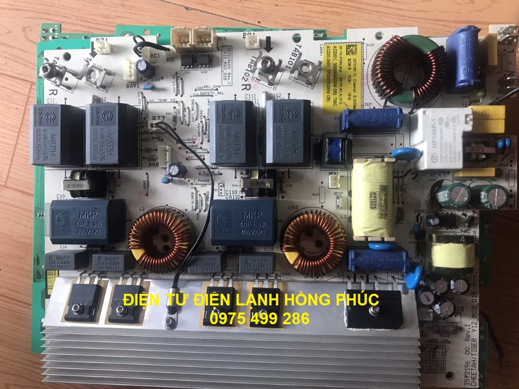 Dịch vụ sửa bếp từ lỗi E8 tại nhà