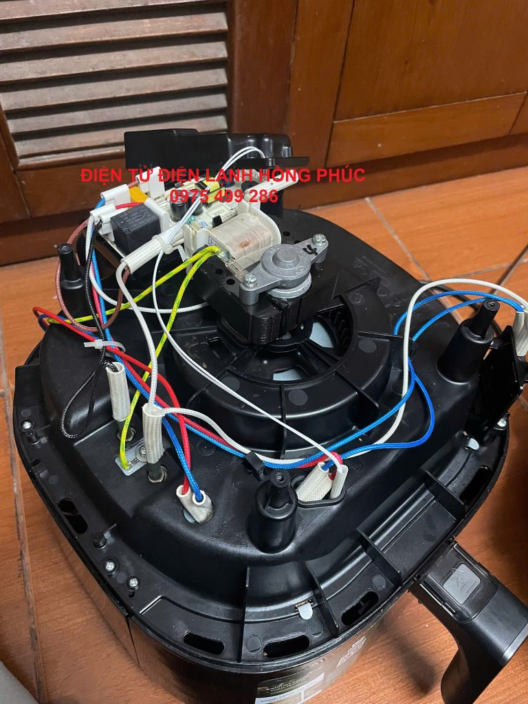 cách khắc phục nồi chiên không vào điện, mất nguồn
